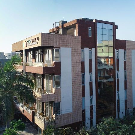 Stay Studio Hotel & Residences Gurgaon Dış mekan fotoğraf
