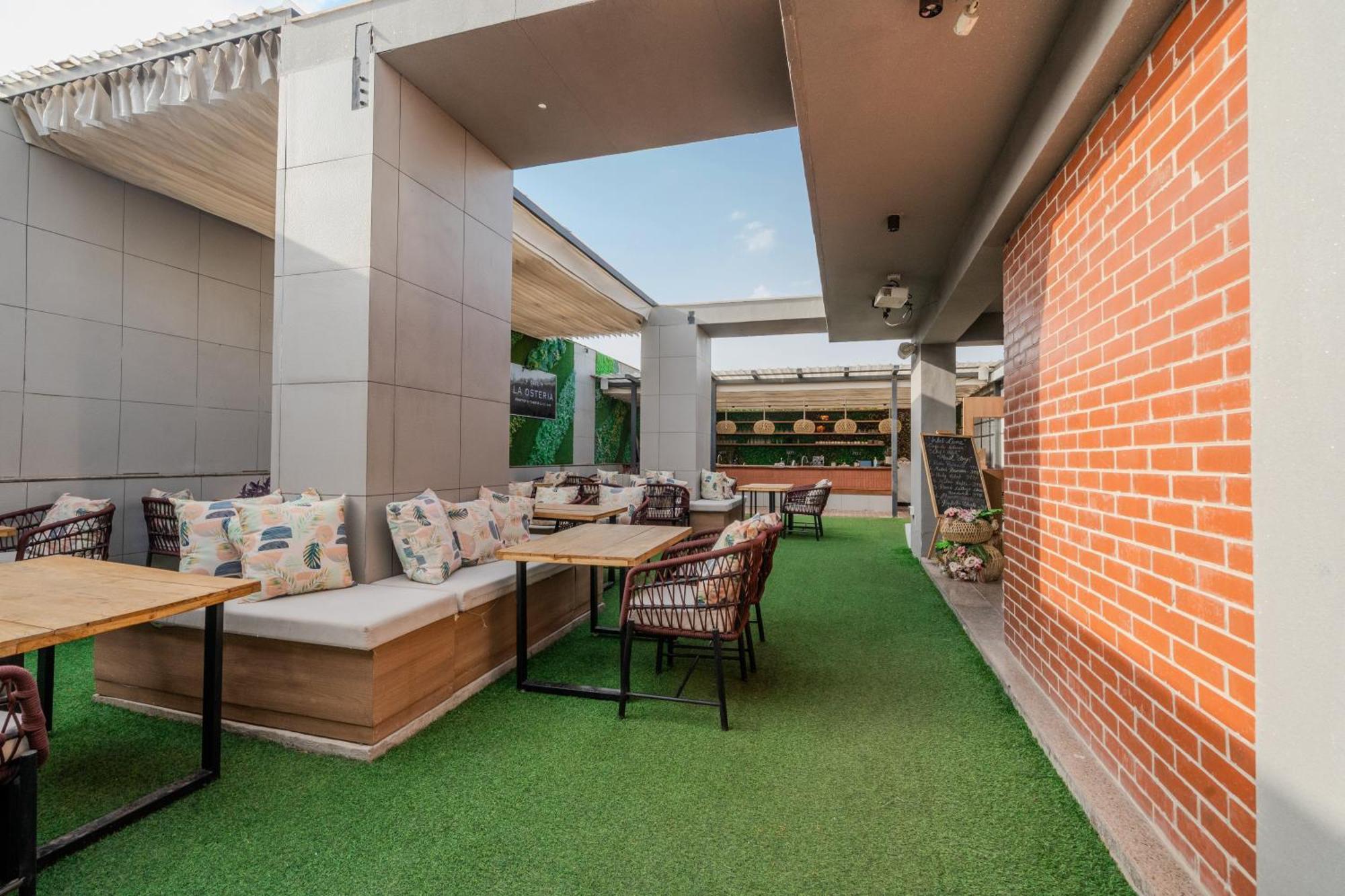 Stay Studio Hotel & Residences Gurgaon Dış mekan fotoğraf